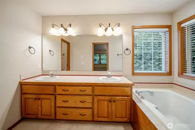 2409 Buckingham Drive SE, Olympia, WA 98501 - Photo 24