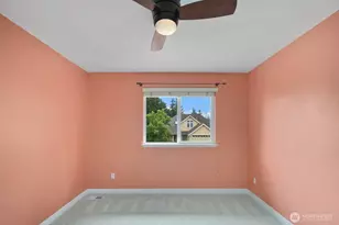 5529 Elizabeth Loop SE, Auburn, WA 98092 - Photo 32