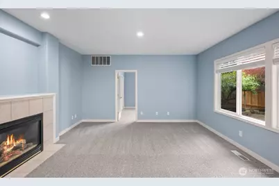 5529 Elizabeth Loop SE, Auburn, WA 98092 - Photo 14