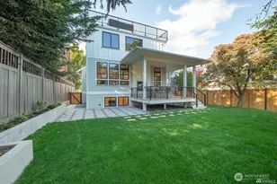 421 N 63rd St, Seattle, WA 98103 - Photo 38
