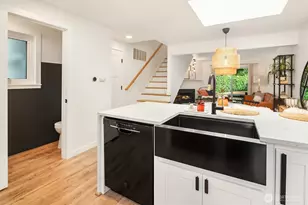 13146 113th Pl NE, Kirkland, WA 98034 - Photo 6