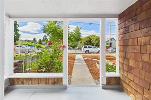 1728 5th St, Bremerton, WA 98337 - Photo 4