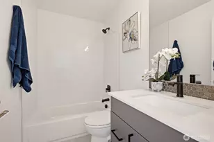 806 NW 50th St, Seattle, WA 98107 - Photo 20