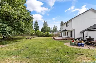 9109 181st Ave E, Bonney Lake, WA 98391 - Photo 38