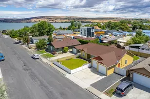 42 Dogwood St, Soap Lake, WA 98851 - Photo 2
