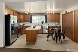 11028 23rd Dr SE, Everett, WA 98208 - Photo 10