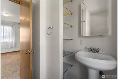 10407 133rd Avenue SE, Rainier, WA 98576 - Photo 16