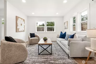 4004 Courtland Place S, Seattle, WA 98118 - Photo 2