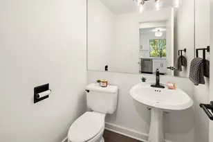 8002 118th Ct NE, Kirkland, WA 98033 - Photo 14