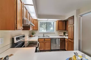19115 Ballinger Way NE, Lake Forest Park, WA 98155 - Photo 6