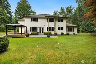 24819 SE 14th St, Sammamish, WA 98075 - Photo 32