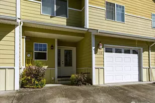 210 NE Melrose Dr, Oak Harbor, WA 98277 - Photo 1