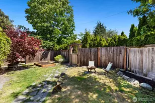 5405 25th Ave SW, Seattle, WA 98106 - Photo 2