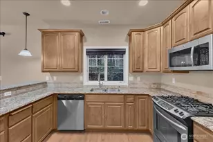 21900 SE 242nd St, Maple Valley, WA 98038 - Photo 12