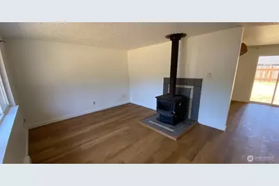 11734 Fry Avenue SW, Port Orchard, WA 98367 - Photo 2