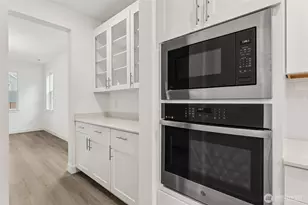 13918 207th Ave E, Bonney Lake, WA 98391 - Photo 6