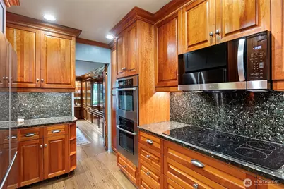 720 Belmont Avenue E #6, Seattle, WA 98102 - Photo 12