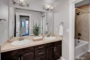 13712 SE 89th St, Newcastle, WA 98059 - Photo 34