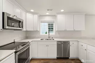 1406 Stillwaters Ave, Centralia, WA 98531 - Photo 8