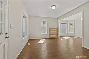 2407 NW 60th St, Seattle, WA 98107 - Photo 4
