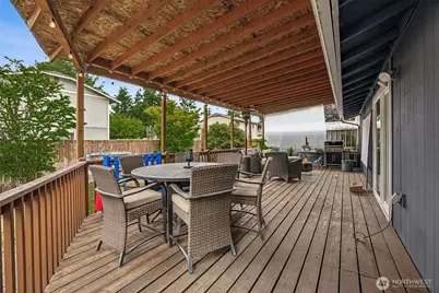 1209 130th Street S, Tacoma, WA 98444 - Photo 18
