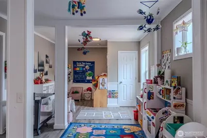 517 E Hazel Avenue, Burlington, WA 98233 - Photo 20