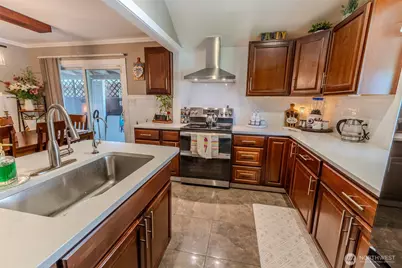 517 E Hazel Avenue, Burlington, WA 98233 - Photo 10