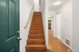 3222 21st Ave W, Seattle, WA 98199 - Photo 4