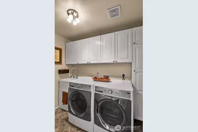 915 N Laurel Lane, Tacoma, WA 98406 - Photo 30