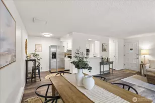 17110 NE 45th St, Redmond, WA 98052 - Photo 10