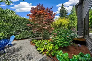 2234 108th Ave SE, Bellevue, WA 98004 - Photo 2