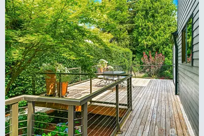 2234 108th Avenue SE, Bellevue, WA 98004 - Photo 14