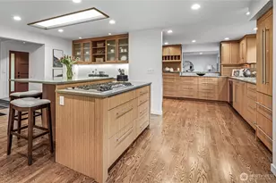 2234 108th Ave SE, Bellevue, WA 98004 - Photo 10