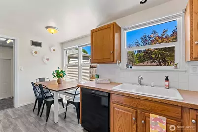 1225 Cherry St., Wenatchee, WA 98801 - Photo 8