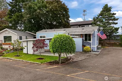 14322 Admiralty Way #12, Lynnwood, WA 98087 - Photo 1