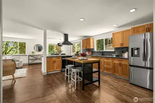 19035 SE 56th St, Issaquah, WA 98027 - Photo 14