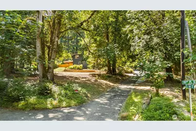 19035 SE 56th Street, Issaquah, WA 98027 - Photo 36