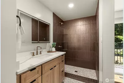 19035 SE 56th Street, Issaquah, WA 98027 - Photo 30