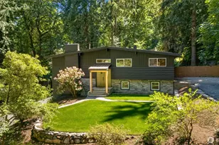 19035 SE 56th St, Issaquah, WA 98027 - Photo 1