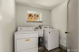 19035 SE 56th St, Issaquah, WA 98027 - Photo 22