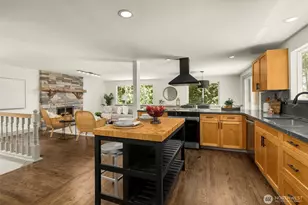 19035 SE 56th St, Issaquah, WA 98027 - Photo 16