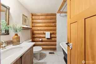 22005 SE 28th St, Sammamish, WA 98075 - Photo 16