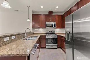 13914 N Pointe Circle, Mill Creek, WA 98012 - Photo 6