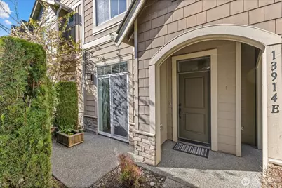 13914 N Pointe Circle #E, Mill Creek, WA 98012 - Photo 2