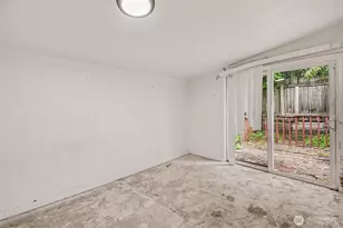 1207 SW Cambridge St, Seattle, WA 98106 - Photo 8