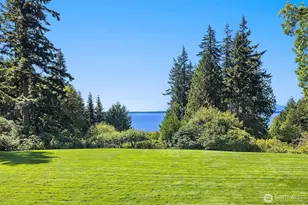 72 Olympic Dr NW, Shoreline, WA 98177 - Photo 4