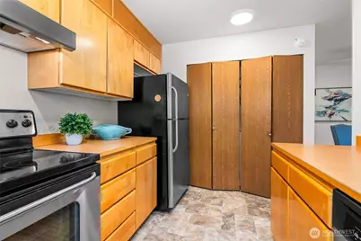 20301 19th Avenue NE #511, Shoreline, WA 98155 - Photo 12