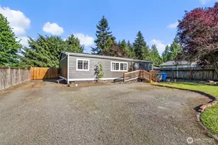 12109 241st Ave Ct E, Buckley, WA 98321 - Photo 2