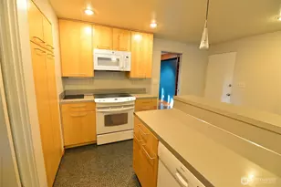 2228 Merchant, Everett, WA 98208 - Photo 12