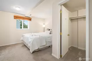 347 NW 52nd St, Seattle, WA 98107 - Photo 22